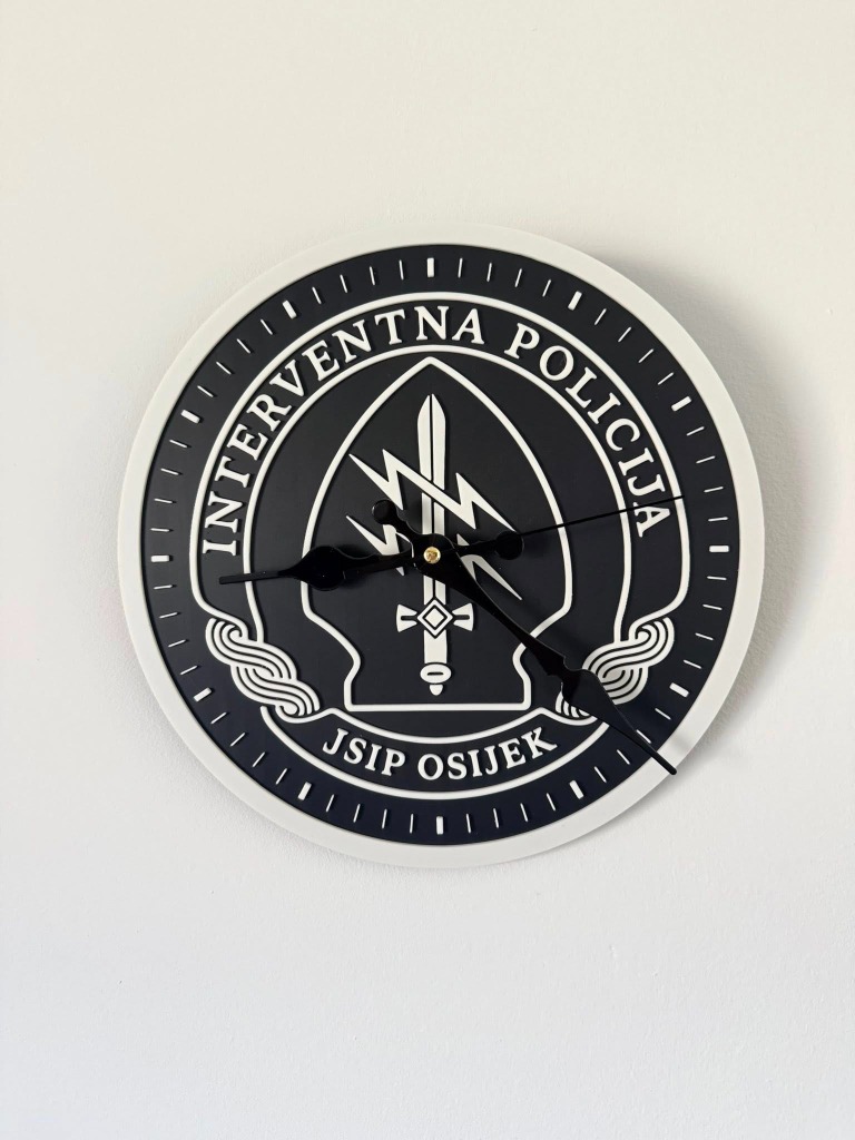 Personalizirani zidni satovi